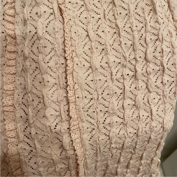 DR2 by Daniel Rainn Lace Ruffle Sleeve Top Natural Beige Size M NWT - Picture 6 of 8